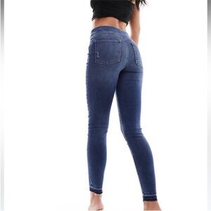 SPANX Distressed Ankle Skinny Jeans